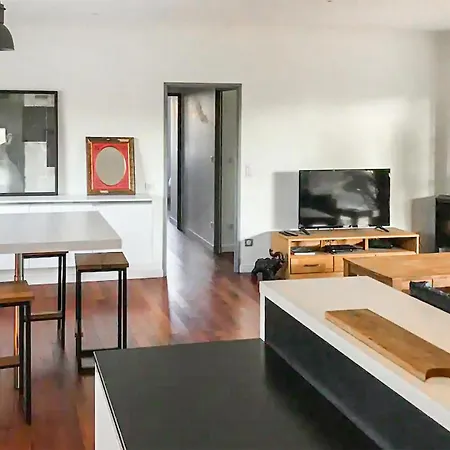 Stunning In With Kitchen